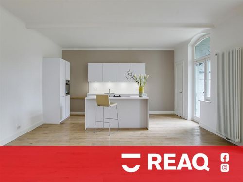 Stilvoller Wohntraum im Südviertel der Kaiserstadt: Hochwertig sanierte 4-Zimmer-Wohnung mit Balkon!
